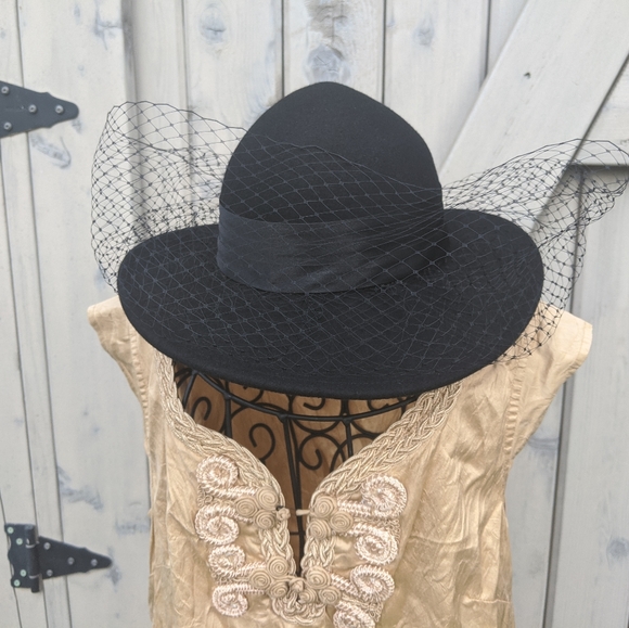 Wool hat veil & flower - vintage one of a kind - Picture 8 of 14